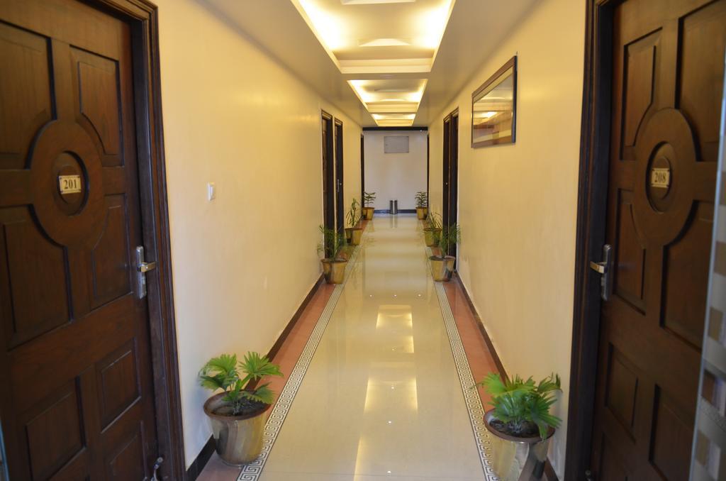 Hotel Divine Destination Varanasi Exterior foto