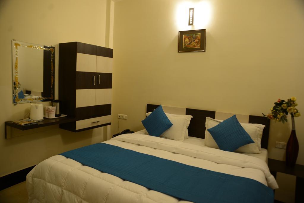 Hotel Divine Destination Varanasi Exterior foto
