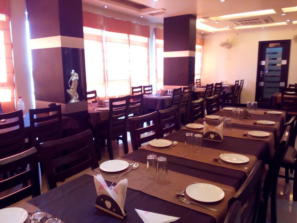 Hotel Divine Destination Varanasi Exterior foto