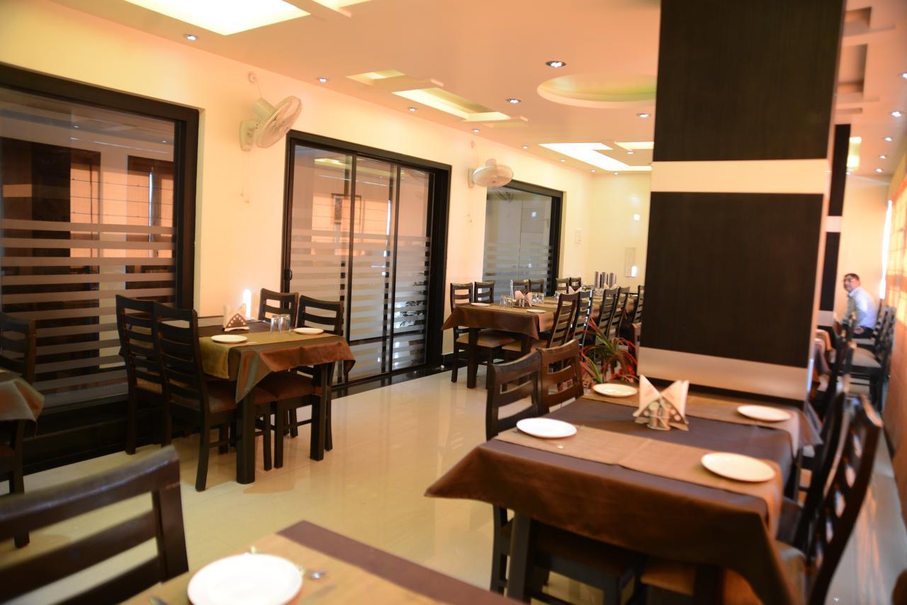 Hotel Divine Destination Varanasi Exterior foto