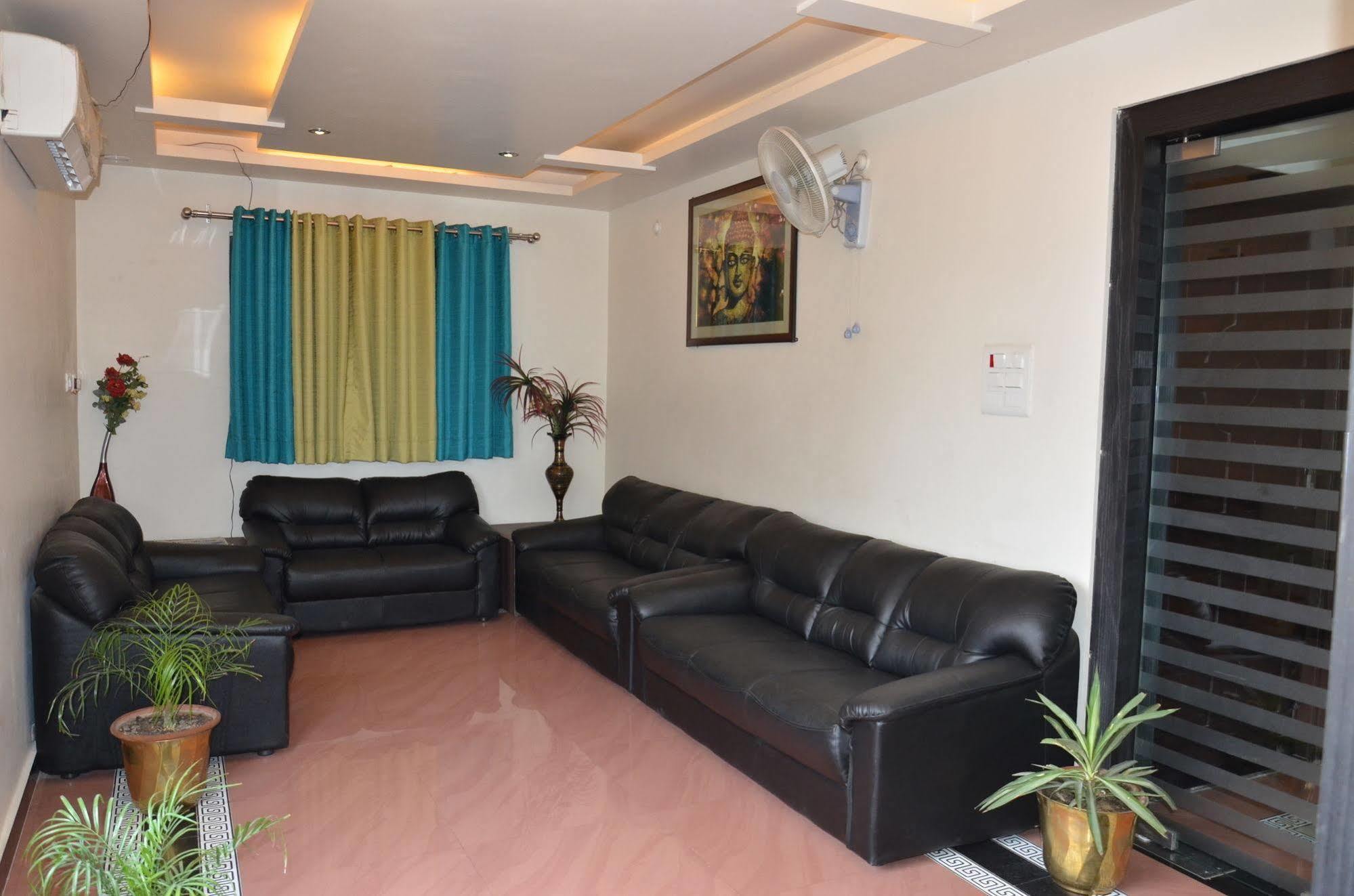 Hotel Divine Destination Varanasi Exterior foto