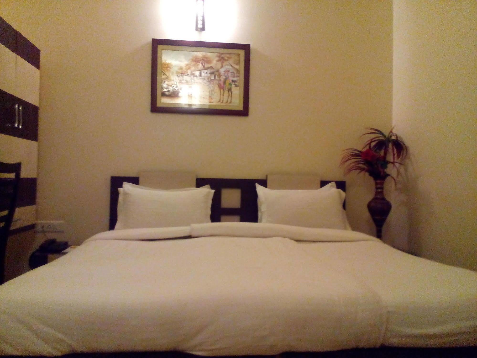 Hotel Divine Destination Varanasi Exterior foto