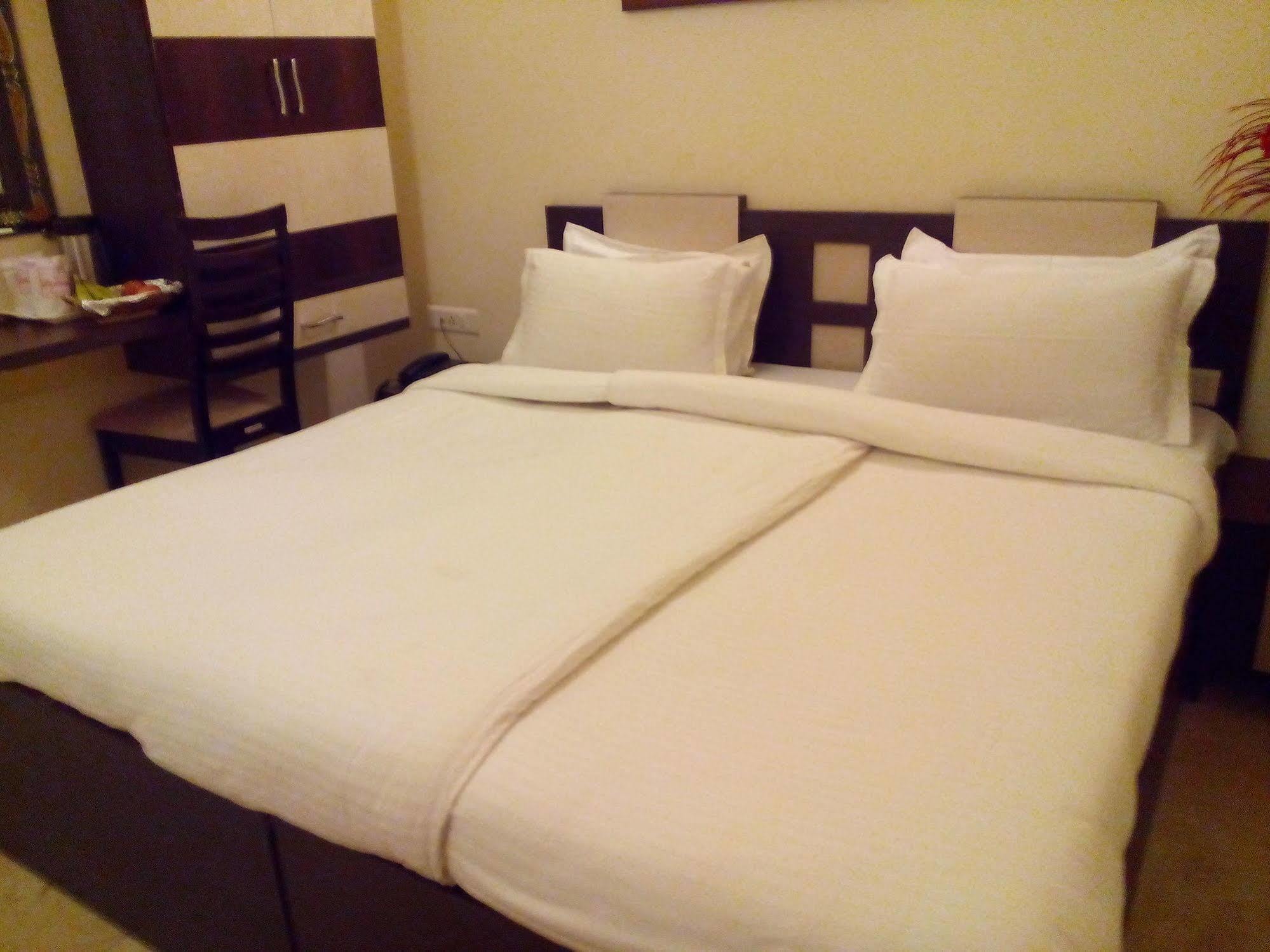 Hotel Divine Destination Varanasi Exterior foto