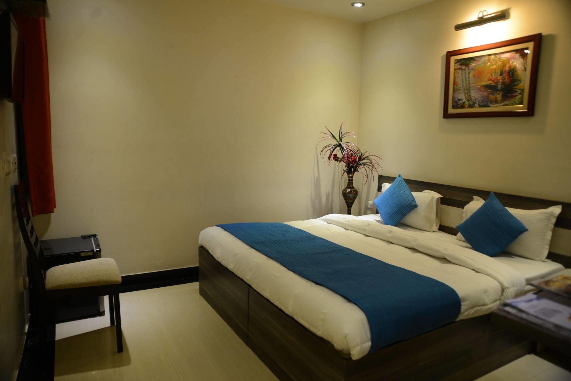 Hotel Divine Destination Varanasi Exterior foto