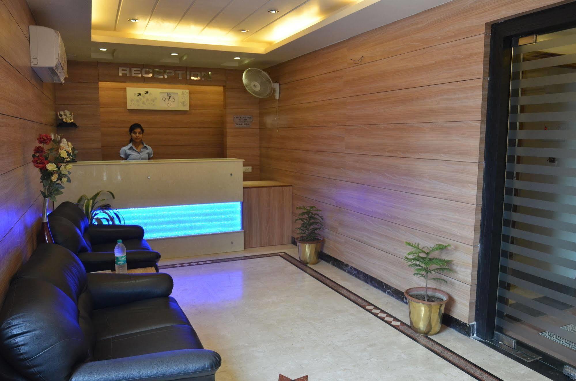Hotel Divine Destination Varanasi Exterior foto