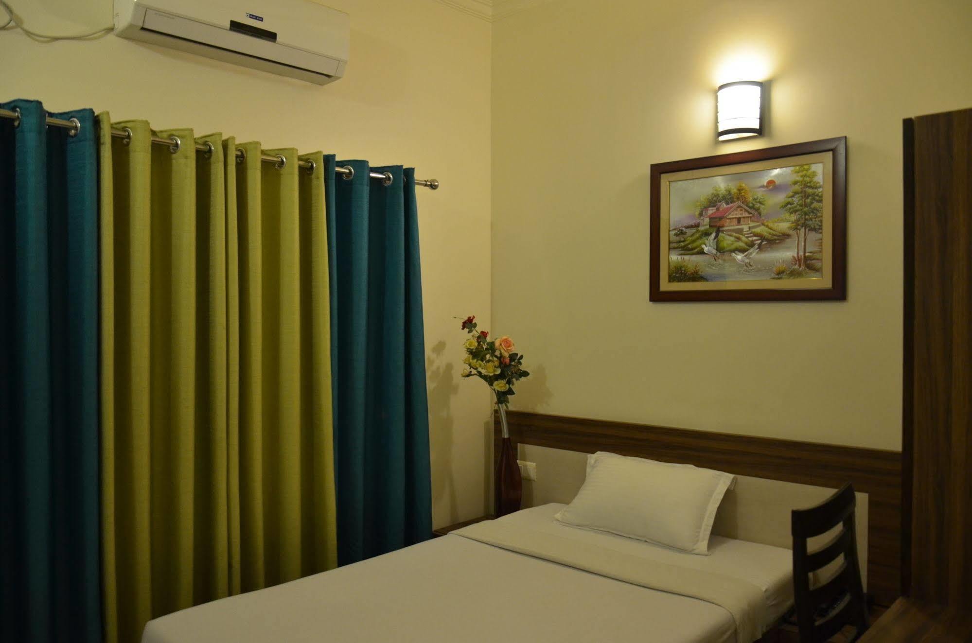 Hotel Divine Destination Varanasi Exterior foto